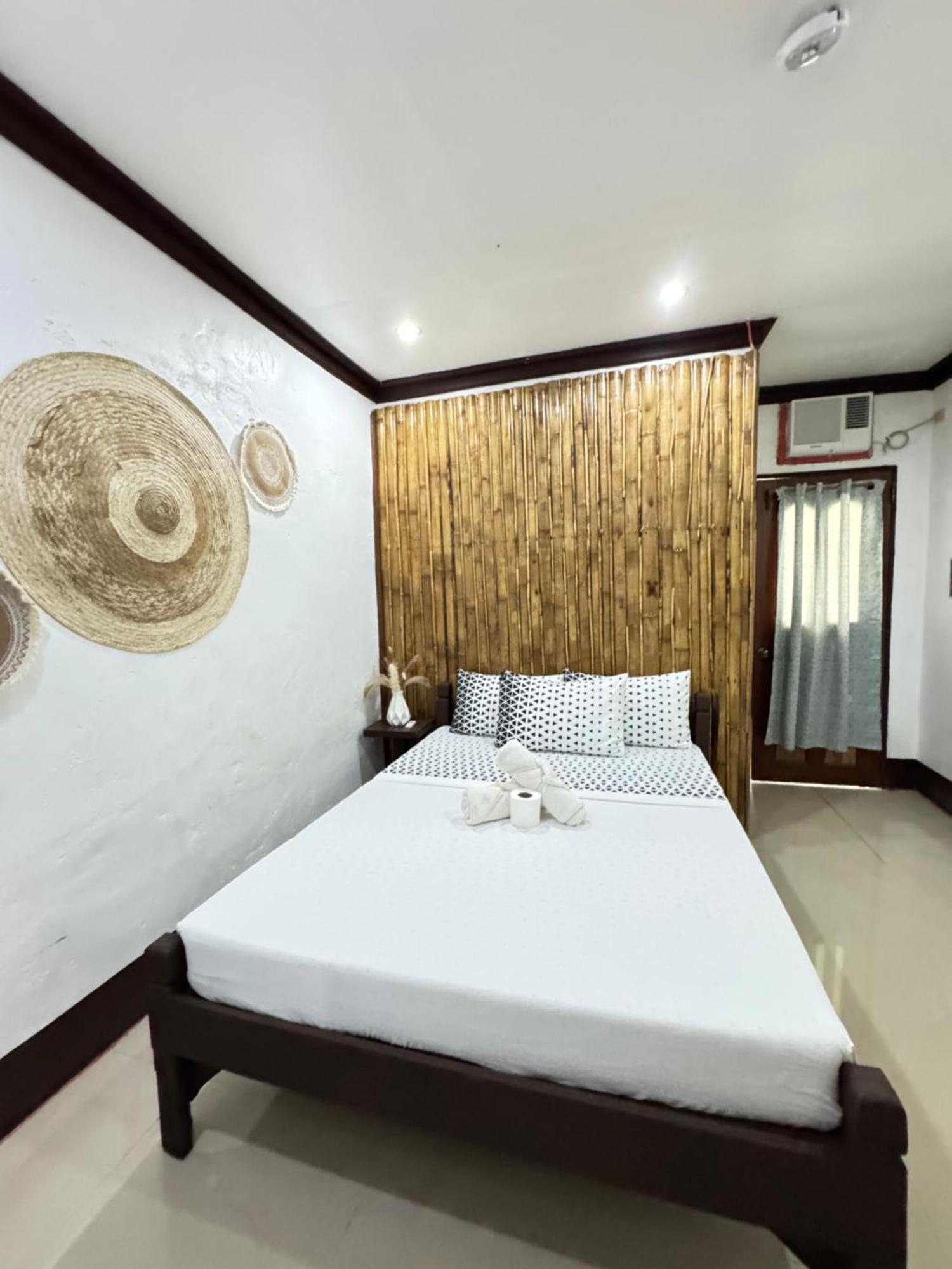 Aquaholik Traveler'S Lodge El Nido Eksteriør billede